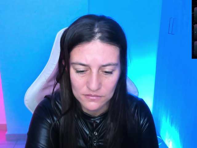 Saskyaajohnson live webcam show
