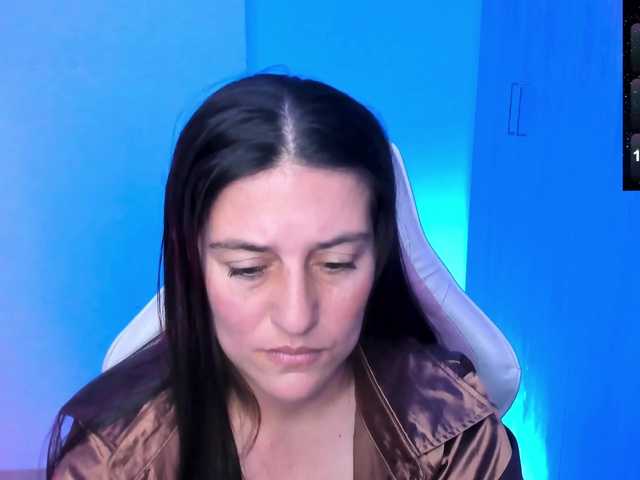 Saskyaajohnson webcam