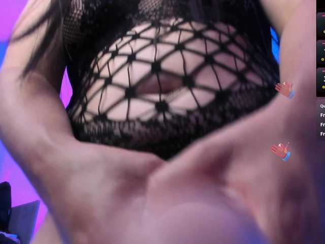 Saskyaajohnson's BongaCams show and profile