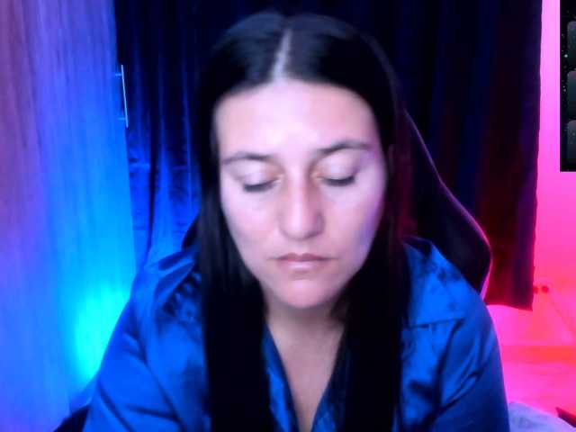 Saskyaajohnson, en vivo ahora en BongaCams