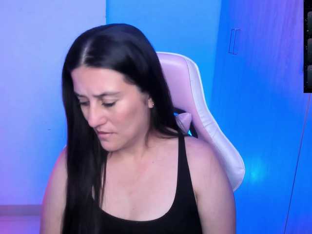 Saskyaajohnson live webcam show