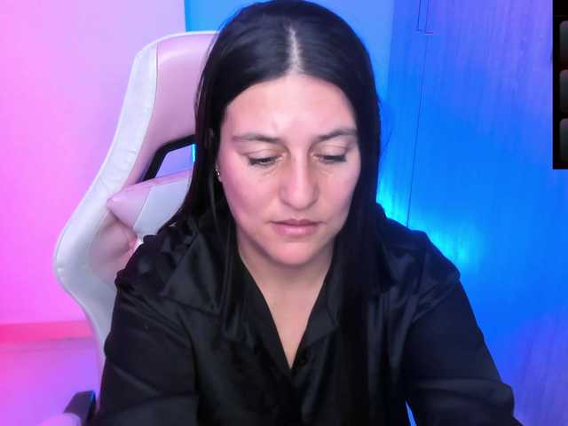 Saskyaajohnson webcam