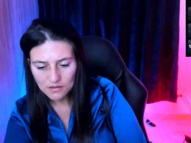 Saskyaajohnson live cam preview