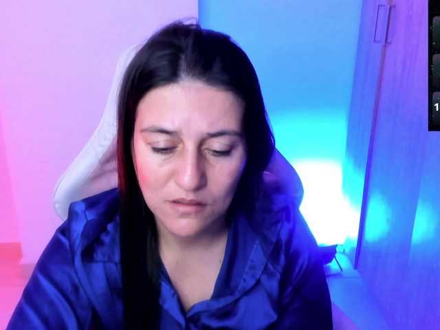 Saskyaajohnson live cam on BongaCams