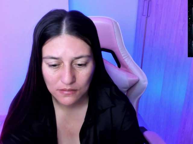 Saskyaajohnson live webcam show