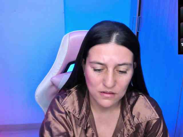 Saskyaajohnson webcam