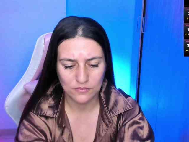 Saskyaajohnson webcam