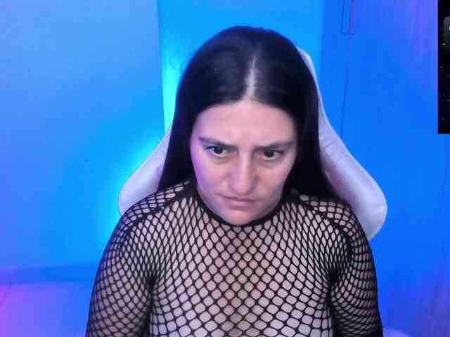 Saskyaajohnson webcam