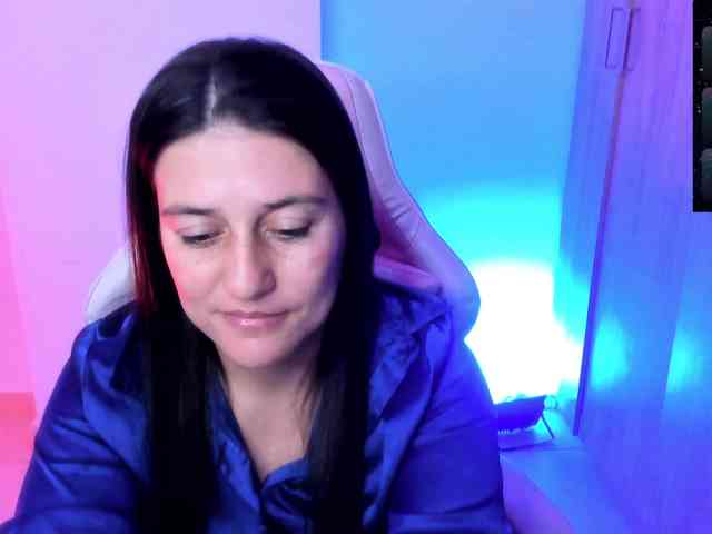 Saskyaajohnson webcam
