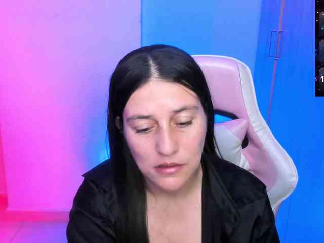 Saskyaajohnson webcam