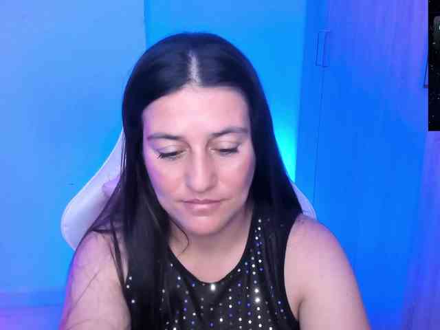 Saskyaajohnson webcam
