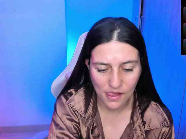 Saskyaajohnson webcam