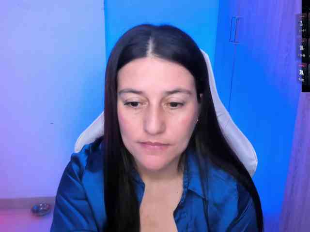 Saskyaajohnson webcam