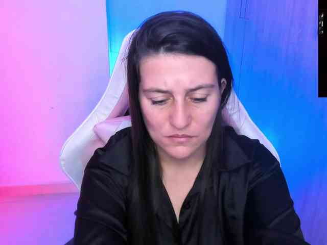 Saskyaajohnson webcam