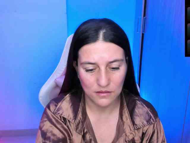 Saskyaajohnson webcam