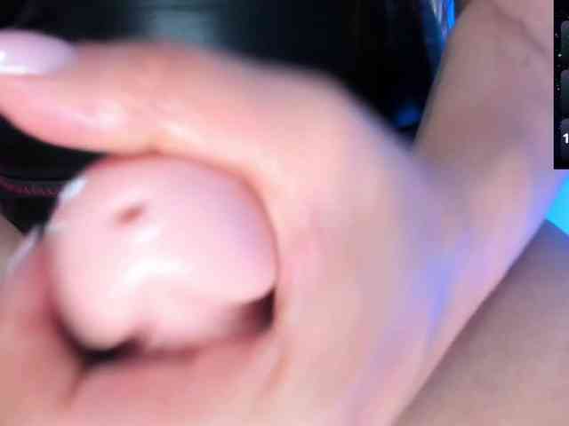 Saskyaajohnson webcam