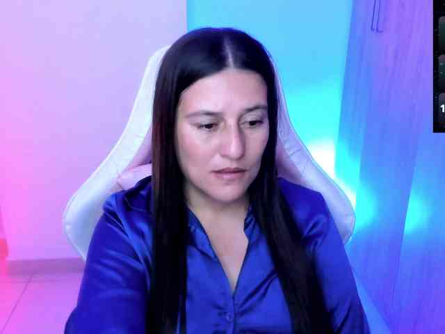 Saskyaajohnson webcam