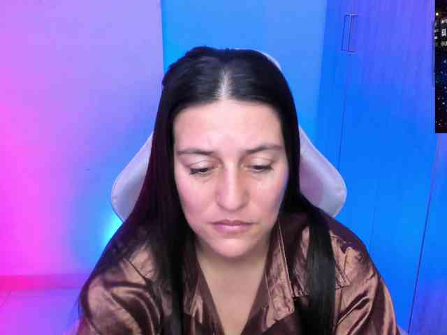 Saskyaajohnson webcam