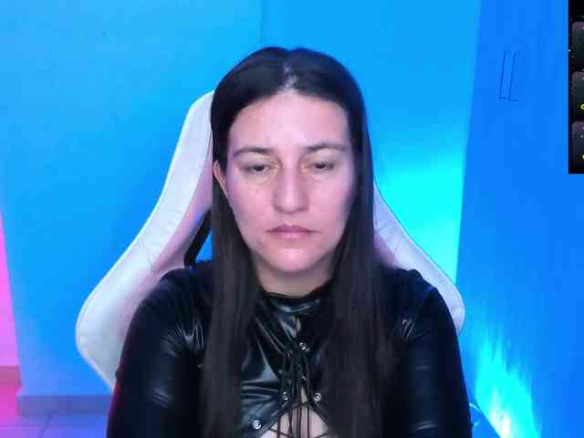 Saskyaajohnson webcam