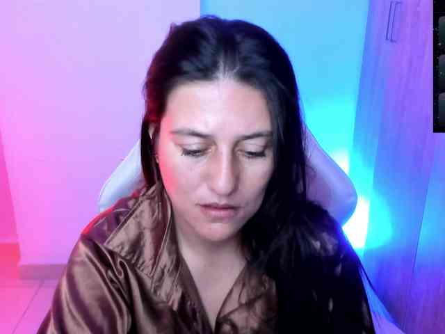 Saskyaajohnson webcam