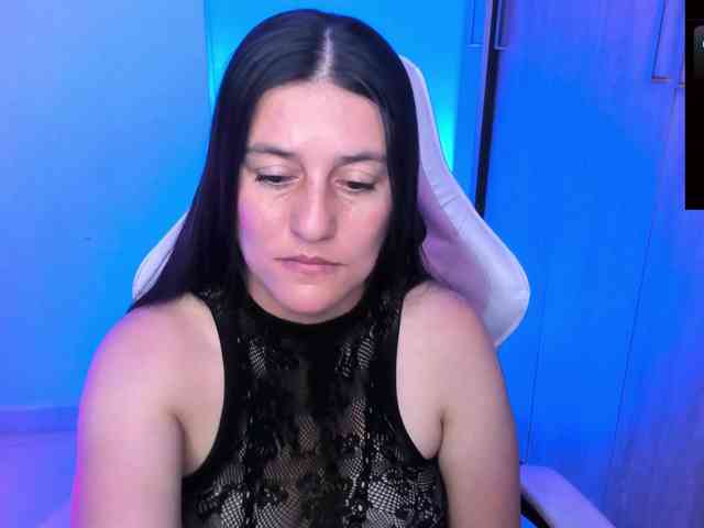 Saskyaajohnson webcam