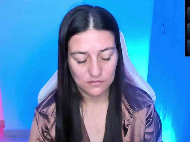 Saskyaajohnson webcam