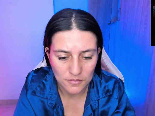 Saskyaajohnson webcam