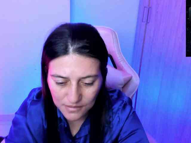 Saskyaajohnson webcam