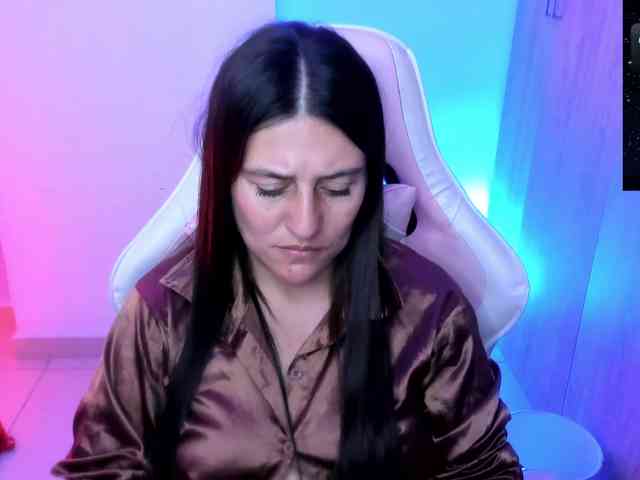 Saskyaajohnson webcam