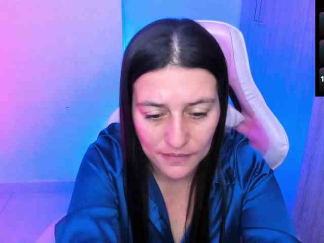 Saskyaajohnson webcam