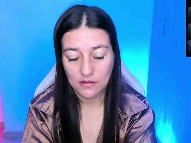 Saskyaajohnson webcam
