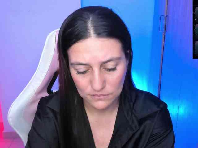 Saskyaajohnson webcam
