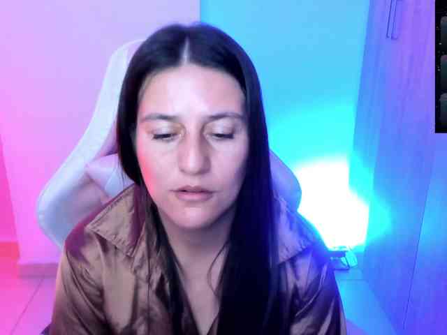 Saskyaajohnson webcam