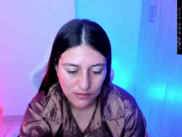 Saskyaajohnson webcam