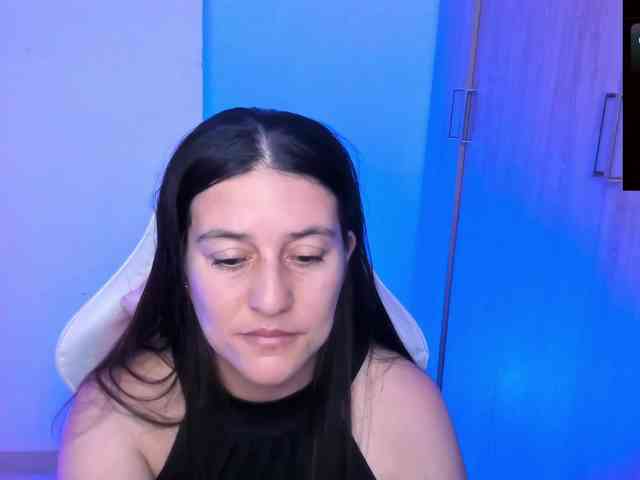 Saskyaajohnson webcam