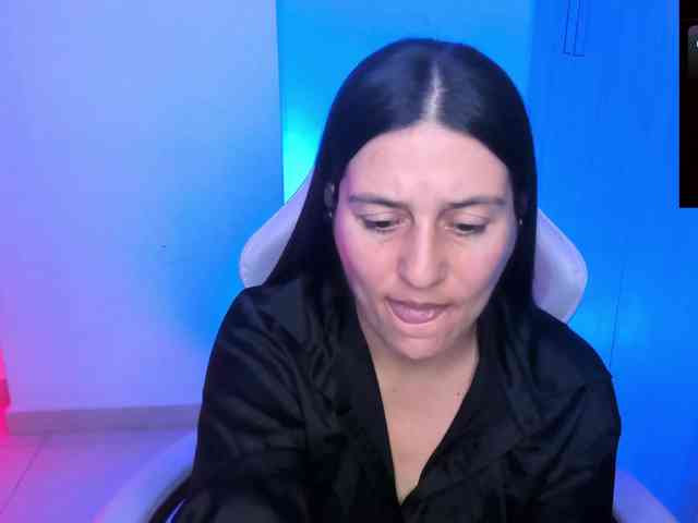 Saskyaajohnson webcam