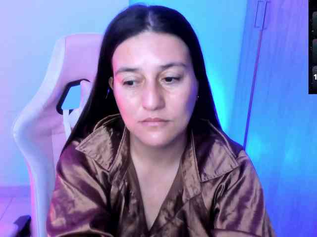 Saskyaajohnson webcam