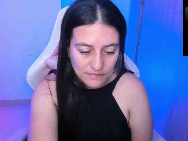 Saskyaajohnson webcam