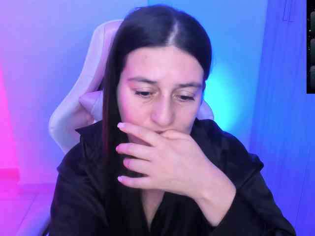 Saskyaajohnson webcam