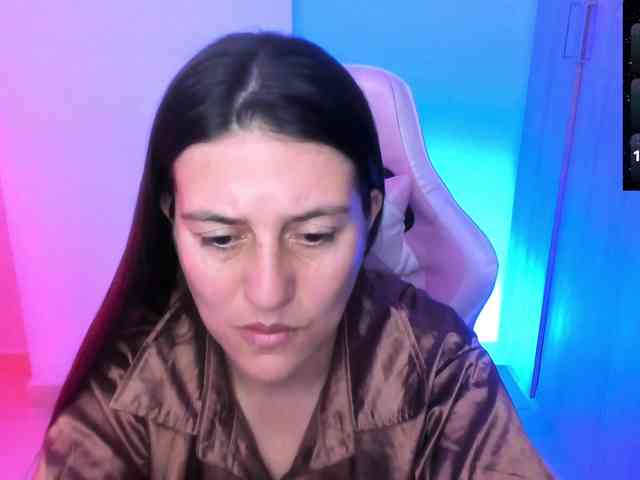 Saskyaajohnson webcam