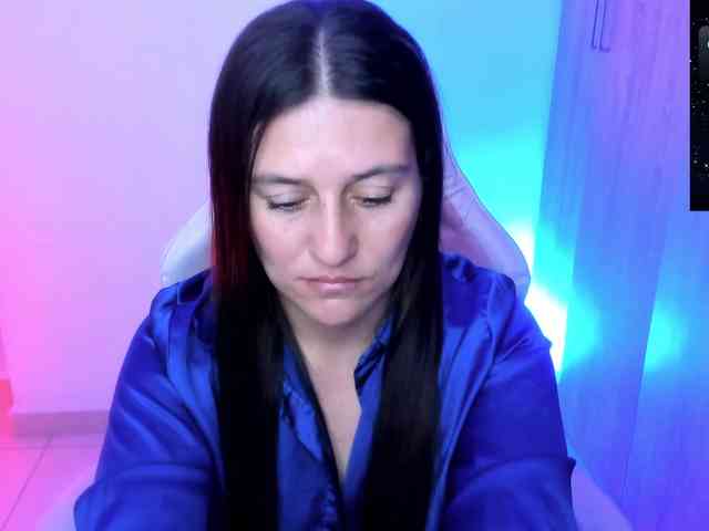 Saskyaajohnson webcam