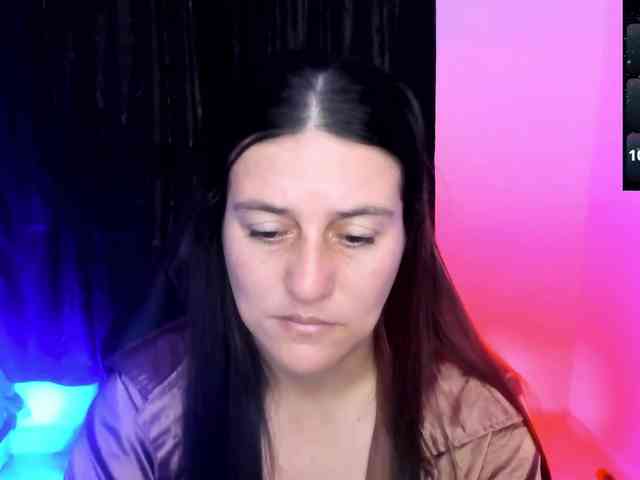 Saskyaajohnson webcam