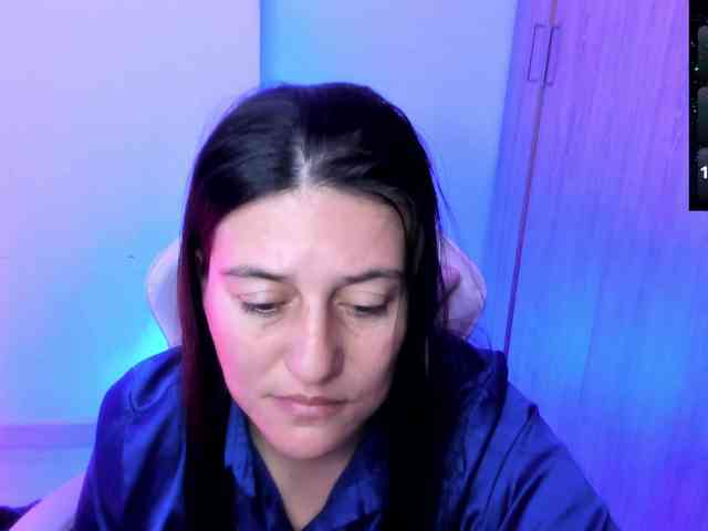 Saskyaajohnson webcam