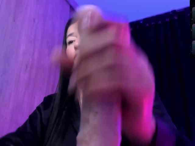 Saskyaajohnson webcam