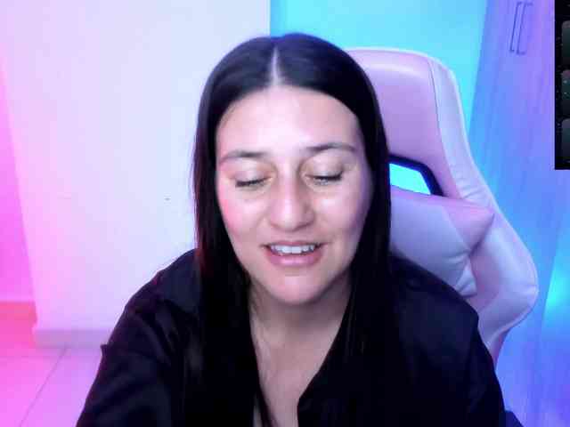 Saskyaajohnson webcam