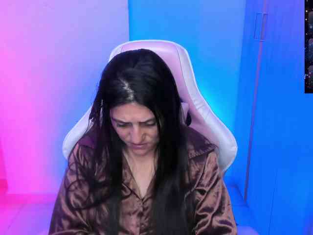 Saskyaajohnson webcam
