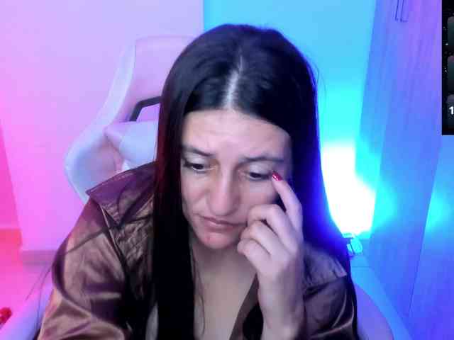 Saskyaajohnson webcam