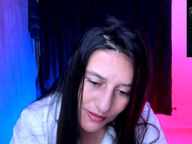 Saskyaajohnson webcam