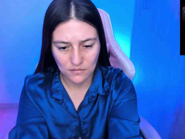 Saskyaajohnson webcam