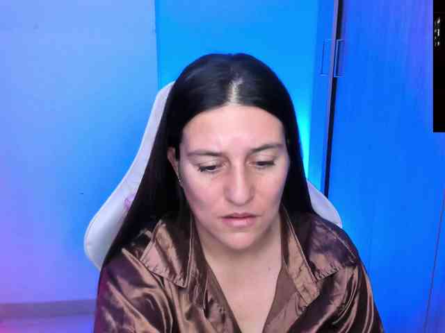 Saskyaajohnson webcam